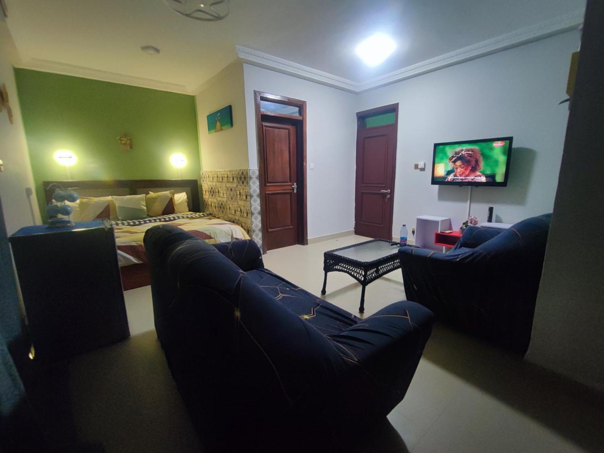 Ellisa Hospitality And Spa Hotel Акра Екстериор снимка