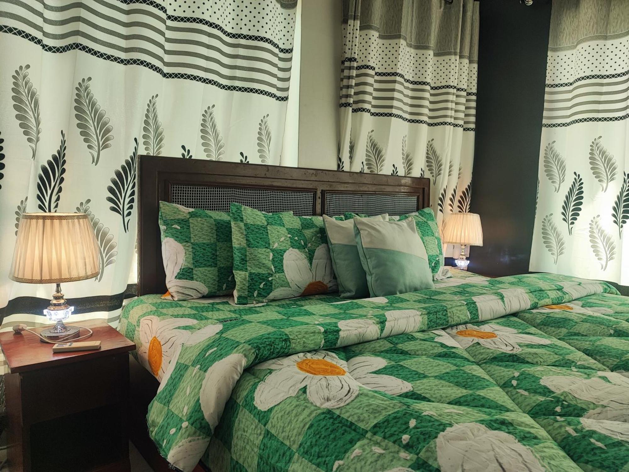 Ellisa Hospitality And Spa Hotel Акра Екстериор снимка