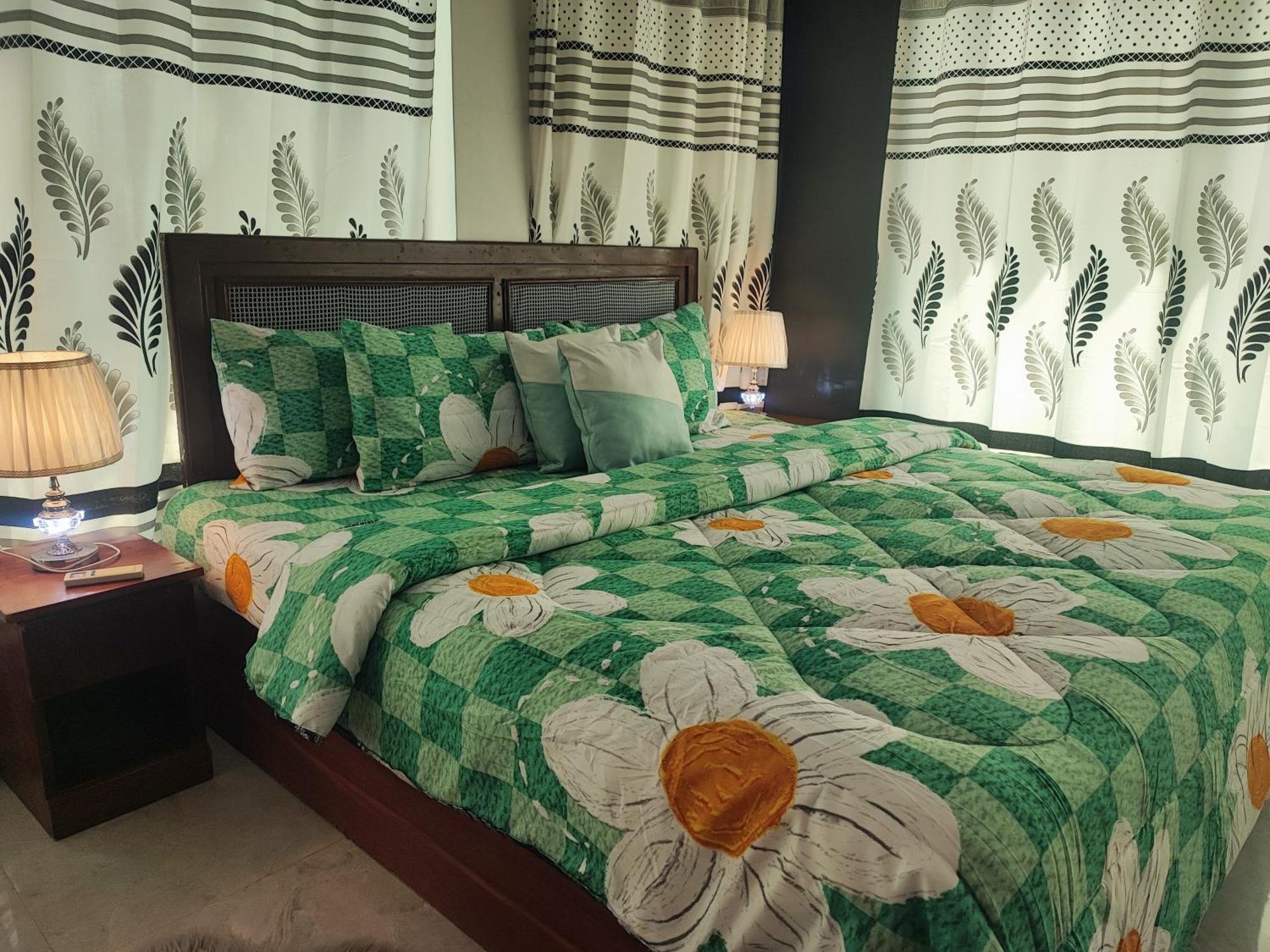 Ellisa Hospitality And Spa Hotel Акра Екстериор снимка
