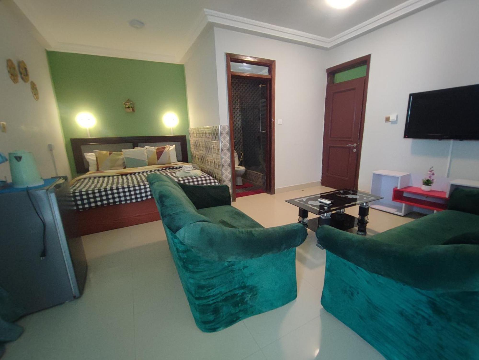 Ellisa Hospitality And Spa Hotel Акра Екстериор снимка